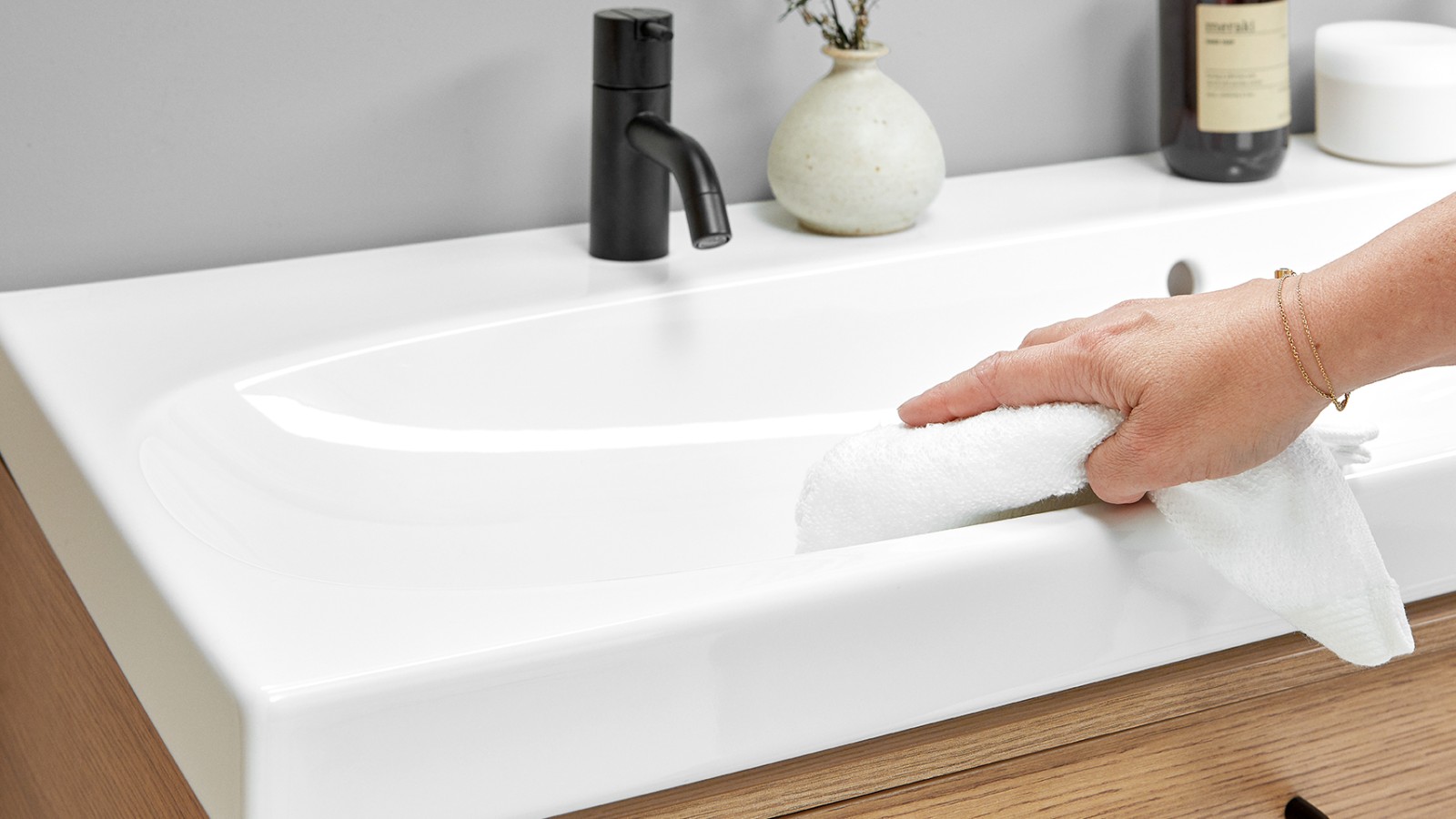 „Ifö Clean“ glazūra. „Ifö Clean“ glazūra.