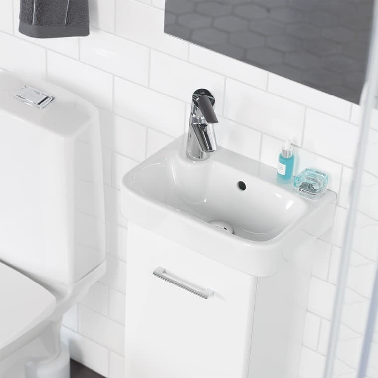 „Ifö Vinta“ baldų komplektas „Ifö Vinta“ baldų komplektas